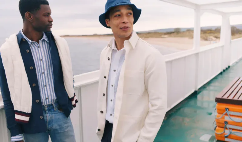 أزياء لا تصمد أمام اختبار الزمن فحسب بل تعتني بالبيئة أيضًا!