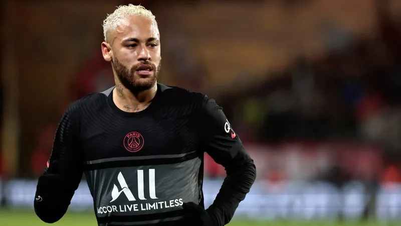 هل ينتقل "نيمار" للدوري السعودي؟ تقارير صحفية تكشف