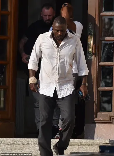 إدريس إلبا وجون سينا يظهران بشكل مريب في أثناء تصوير "رؤساء الدول"