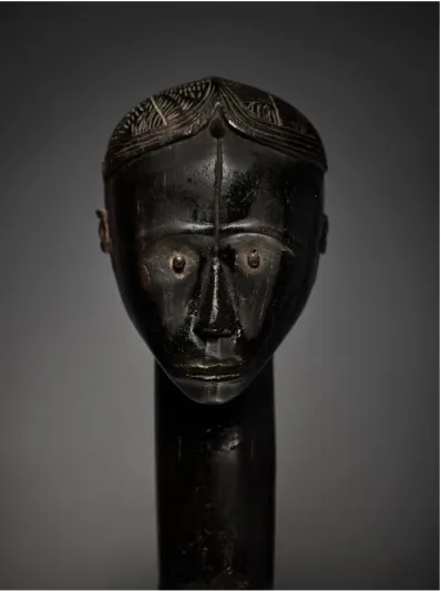 تمثال "Fang Head" للبيع مقابل 6 ملايين يورو في مزاد