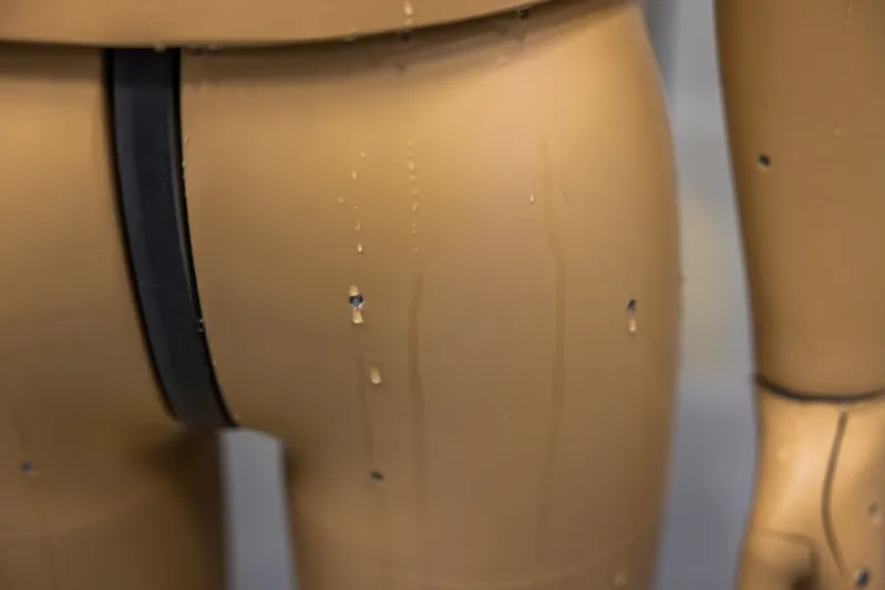 "أندي" روبوت يتعرق لبحث تأثيرات الحرارة المرتفعة على البشر (فيديو)