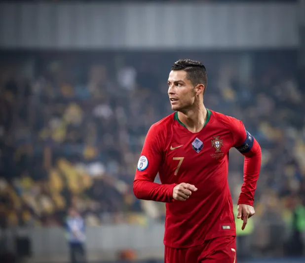 اليوتيوبر سبيد يلتقى كريستيانو رونالدو أخيرًا (فيديو)