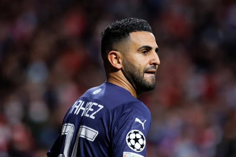 صحفي: الأهلي يفاوض رياض محرز بعد انسحاب اتحاد جدة