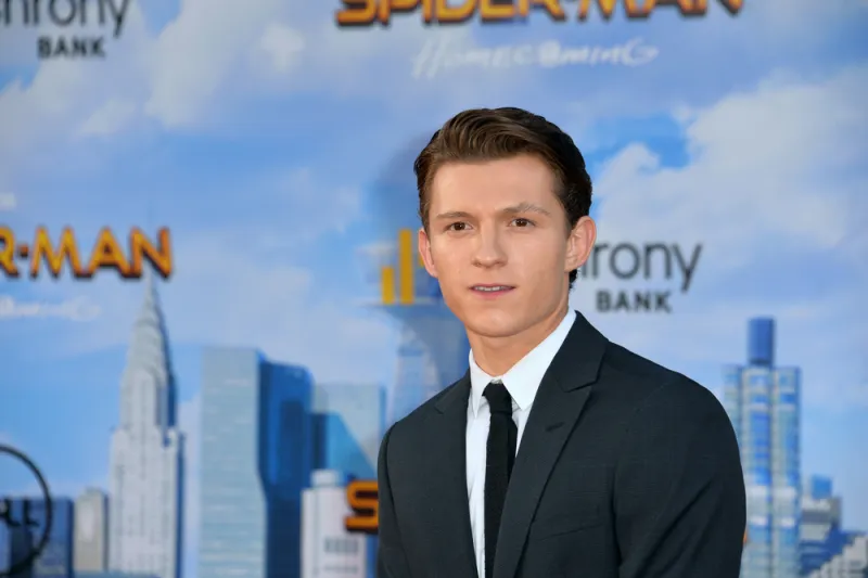 للحفاظ على صحته العقلية.. توم هولاند يعتزل التمثيل لمدة عام (فيديو)