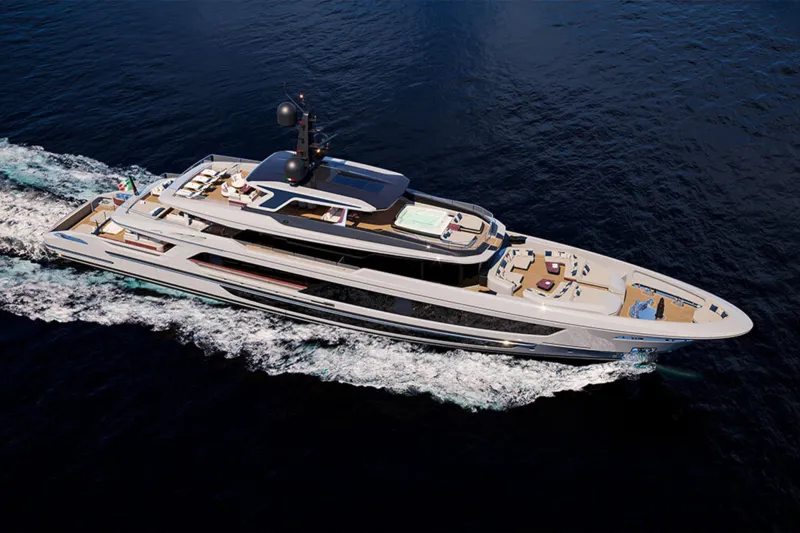 يخت T52 الأول بتقنية هجينة من باغليتو