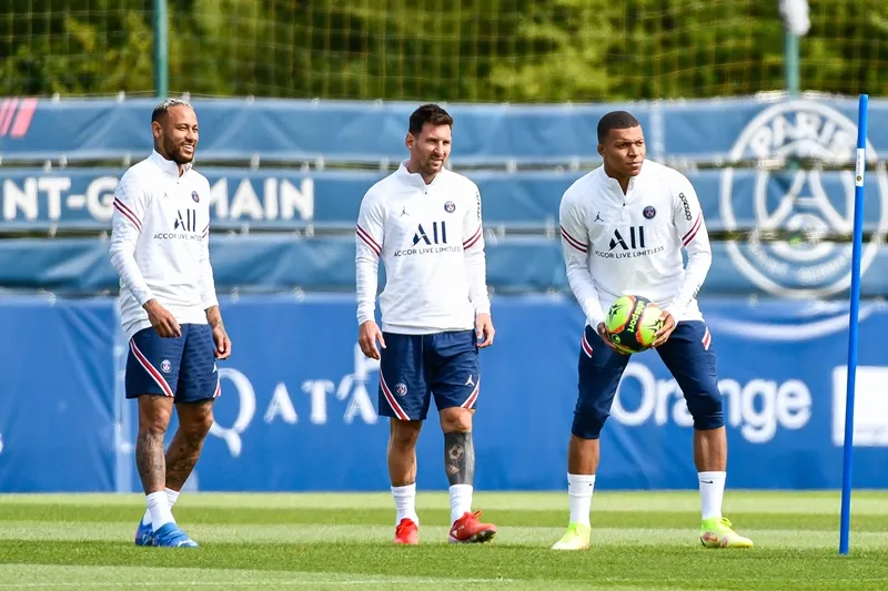 تقارير: خطة الـ "17 مليارًا" تضمن انضمام لاعبين جدد للدوري السعودي