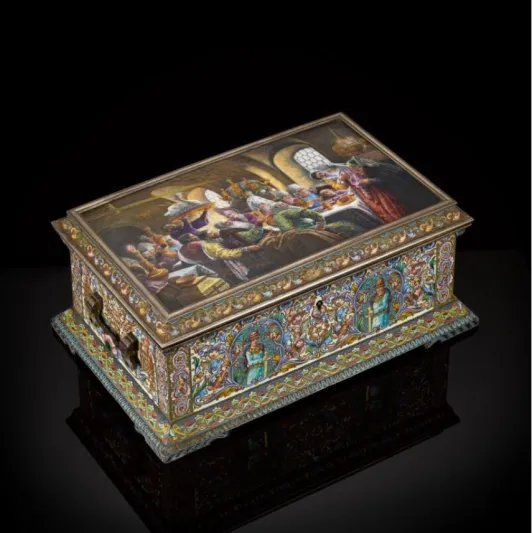 صندوق مطلي بالفضة للبيع مقابل 250 ألف إسترليني