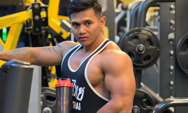 بسبب تمرين خطير.. وفاة لاعب كمال الأجسام الشهير "جاستن فيكي" (فيديو)