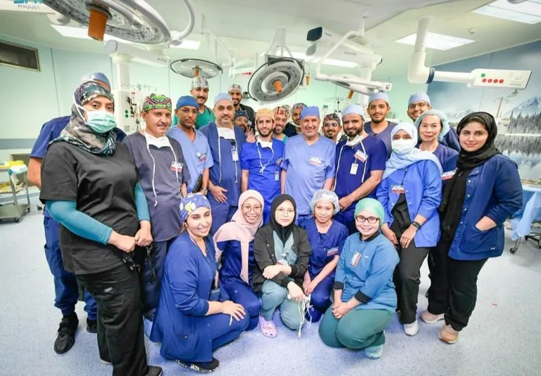 نجاح فصل التوأم السيامي السوري "إحسان وبسام" بالمملكة (صور)