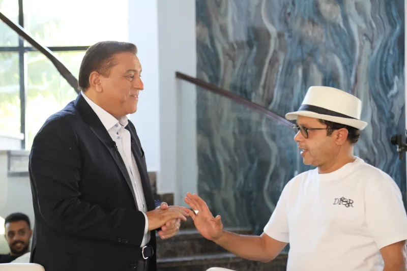 محمد هنيدي لمعتز الدمرداش: أريد أن أكتب فيلمًا عن حي إمبابة الذي نشأت فيه وشكل 85% من شخصيتي