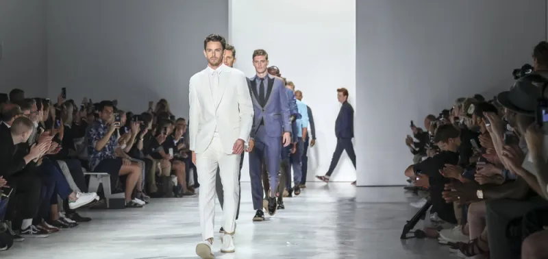 أشهر عارضي الأزياء الرجال في الوطن العربي.. حضور قوي في العروض العالمية