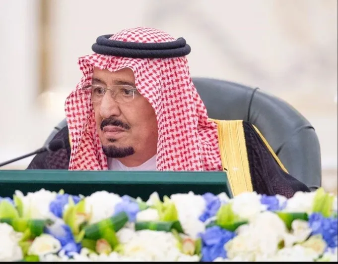 الملك سلمان يوجه بتمديد العمل ببرنامج حساب المواطن بآليته الحالية