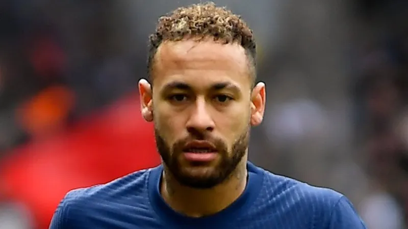 تقارير: تجهيزات عالمية غير مسبوقة لتقديم "نيمار" في الهلال