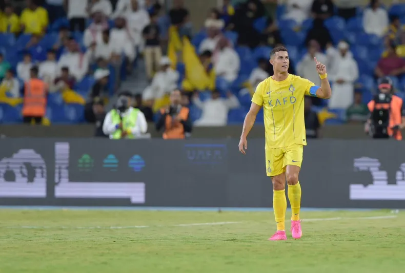 "لمثل هذه الليالي جاء كريستيانو".. "رونالدو" يقود النصر للقب البطولة العربية