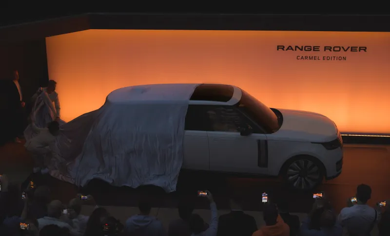 "لاند روفر" تكشف عن إصدار "رنج روفر SV كارميل إديشن 2024"