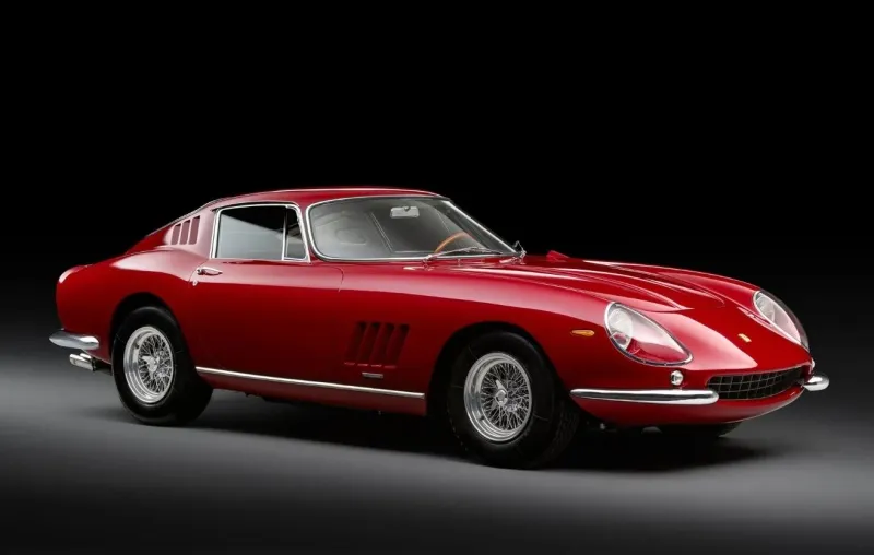 بيع فيراري كانت ملكًا لـ "ستيف ماكوين" مقابل 5.3 مليون دولار