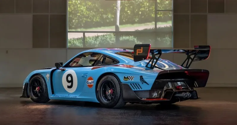 بيع سيارة سباقات بورشه 935 مقابل 1.6 مليون دولار