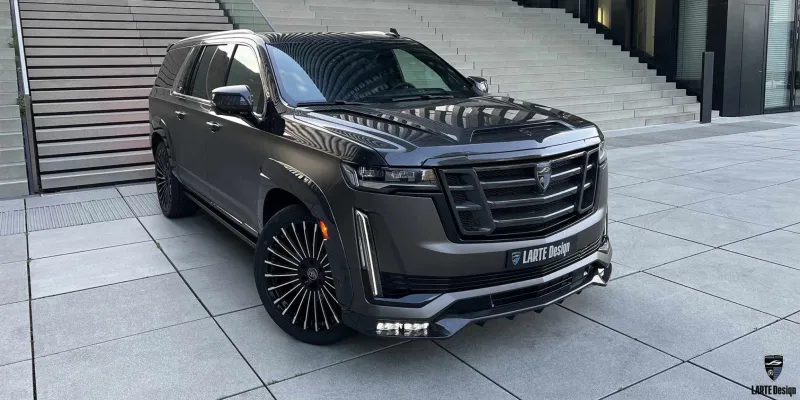 كاديلاك إسكاليد بتعديل من لارتي ديزاين تتألق بألياف الكربون