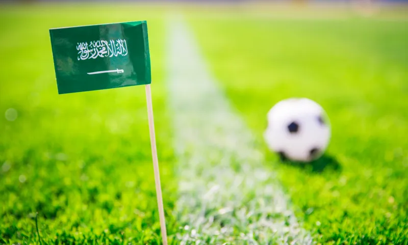 كيف تحولت السعودية إلى لاعب رئيس جديد في اقتصاد كرة القدم؟