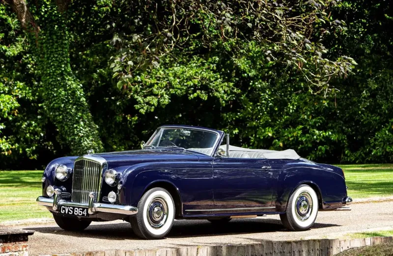 سيارة بنتلي S1 Continental نادرة للبيع مقابل مليون إسترليني