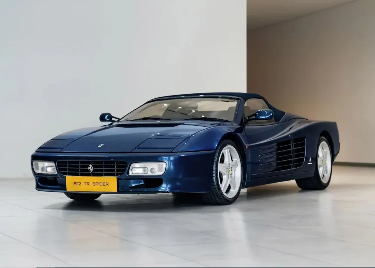سيارة فيراري 512 TR Spider نادرة للبيع مقابل 2.7 مليون إسترليني