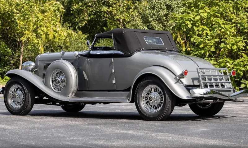 سيارة "Auburn Twelve" النادرة للبيع في مزاد rmsothebys