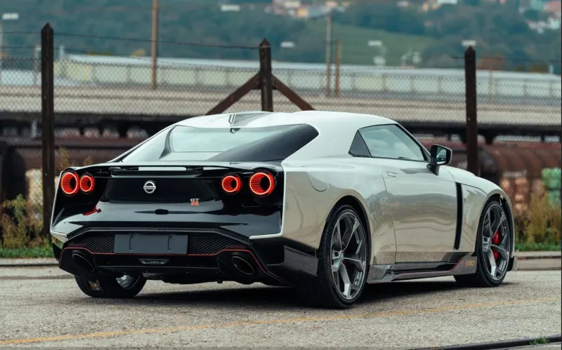 سيارة "Nissan GT-R50" فريدة للبيع مقابل 1.15 مليون يورو