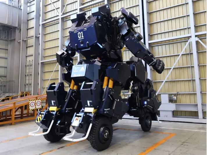 على غرار "Transformers".. شركة يابانية تبتكر روبوتًا يتحول إلى سيارة (فيديو)