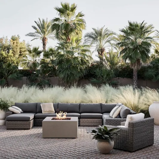 متجر "كريت آند باريل" يطلق أحدث تشكيلات الأثاث الخارجي