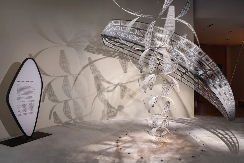 "Hermès" تحتفي بدقة ساعاتها في معرض "Crafting Time" بدبي مول