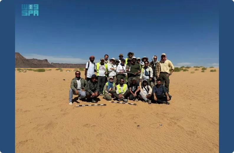 اكتشاف "فأس أثري" يعود لأكثر من 200 ألف عام في "العُلا"