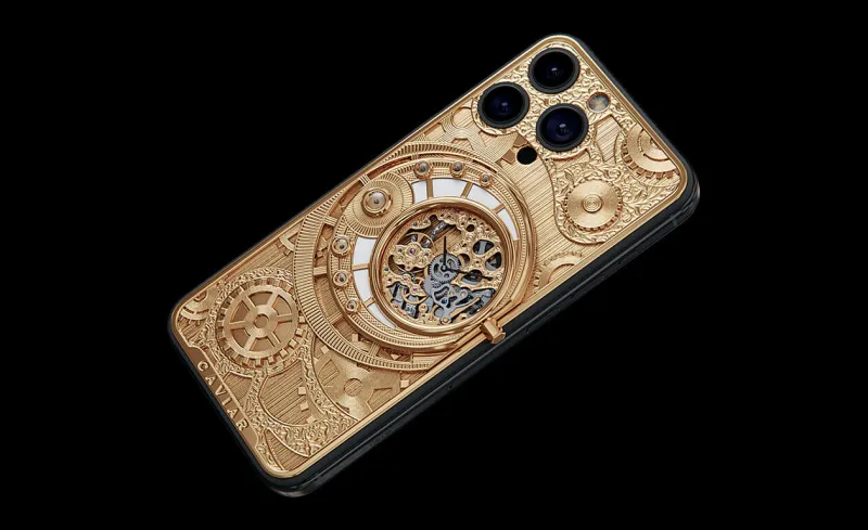 بسعر ضخم.. أغلى آيفون في العالم مزين بأسنان تي ريكس وميجالدون وماموث