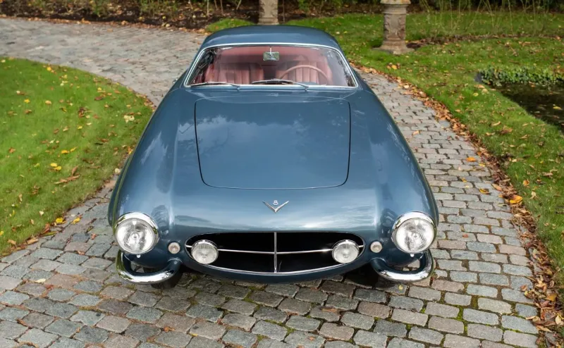 سيارة "Fiat 8V Supersonic" نادرة للبيع مقابل 2.6 مليون دولار