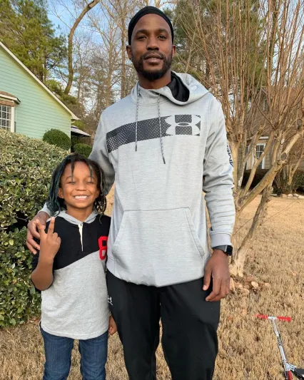 وفاة النجم "تاراجا رمسيس" و3 من أبنائه في حادث مروع