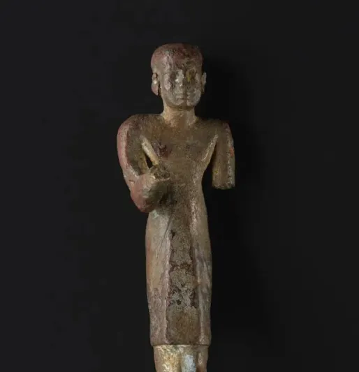 ما السر وراء اكتشاف آثار مصرية في ساحة مدرسة أسكتلندية؟ 