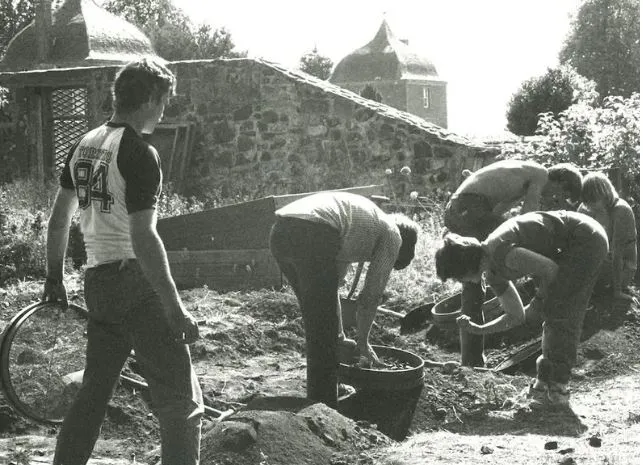 ما السر وراء اكتشاف آثار مصرية في ساحة مدرسة أسكتلندية؟ 