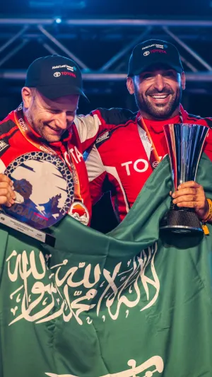 السعودي يزيد الراجحي يتألق ويفوز بوصافة كأس العالم للراليات