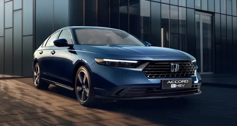 "هوندا" تستدعي أكثر من 300 ألف سيارة من طرازي أكورد وHR-V