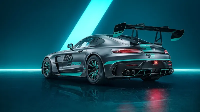 الكشف عن مرسيدس AMG GT2 Pro بأداء فائق وقوة هائلة (فيديو)