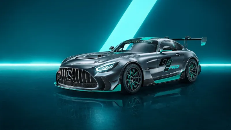 الكشف عن مرسيدس AMG GT2 Pro بأداء فائق وقوة هائلة (فيديو)