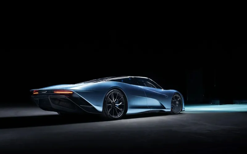 سيارة McLaren Speedtail الفريدة للبيع مقابل 2.5 مليون دولار في مزاد