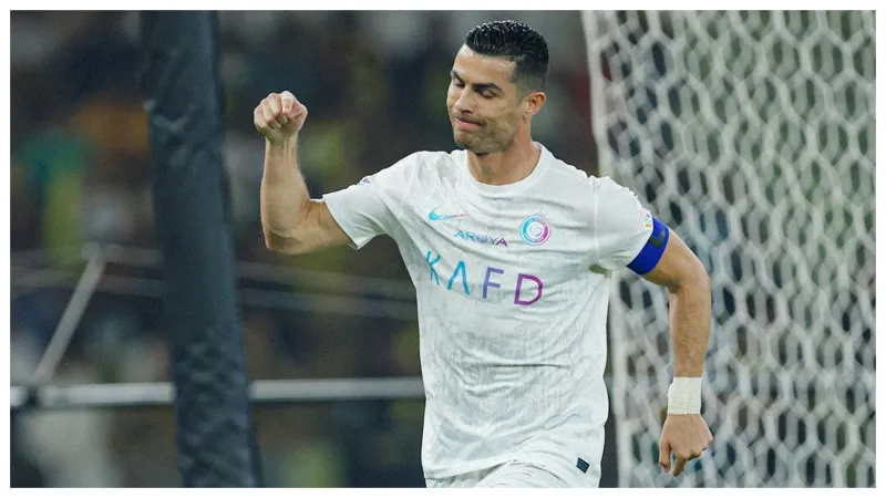 رونالدو يقود النصر لسحق الاتحاد بخماسية في الدوري (فيديو)