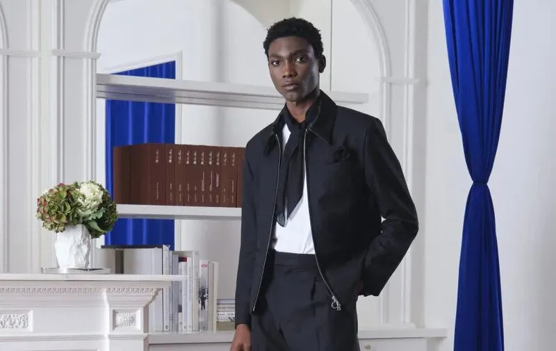 مجموعة "Harrods" و"Clothsurgeon".. إعادة تعريف لمعنى الأزياء الرجالية الراقية 