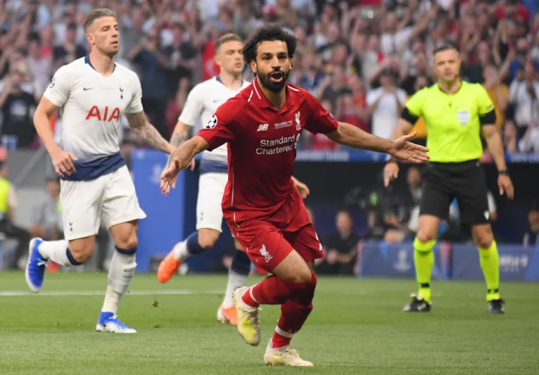 المصدر: shutterstock بسبب محمد صلاح.. أسطورة ليفربول يتمنى خسارة منتخب مصر في "أمم إفريقيا"