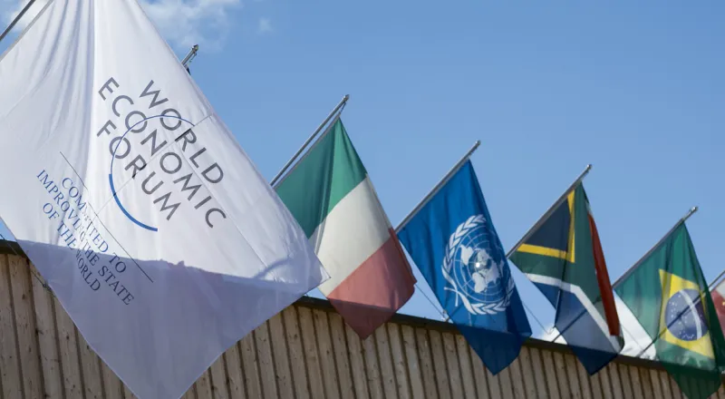 رؤية المملكة 2030 تتألق في دافوس 2024.. مسيرة الإنجاز ومسارات التكامل الاقتصادي