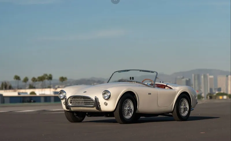 سيارة Shelby 289 Cobra موديل 1963 للبيع مقابل 1.4 مليون دولار