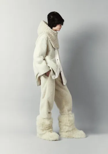 لمغامرات عطلة الشتاء فوق القمم والمنحدرات.. الأزياء لن تخذلكم