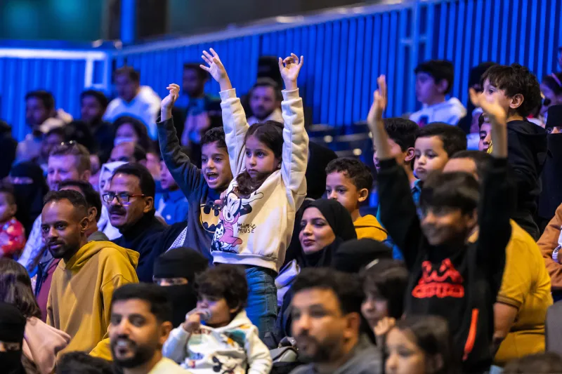 بتصرفاتها الذكية.. تجربة الدلافين تجذب زوار بوليفارد وورلد في عروض باهرة