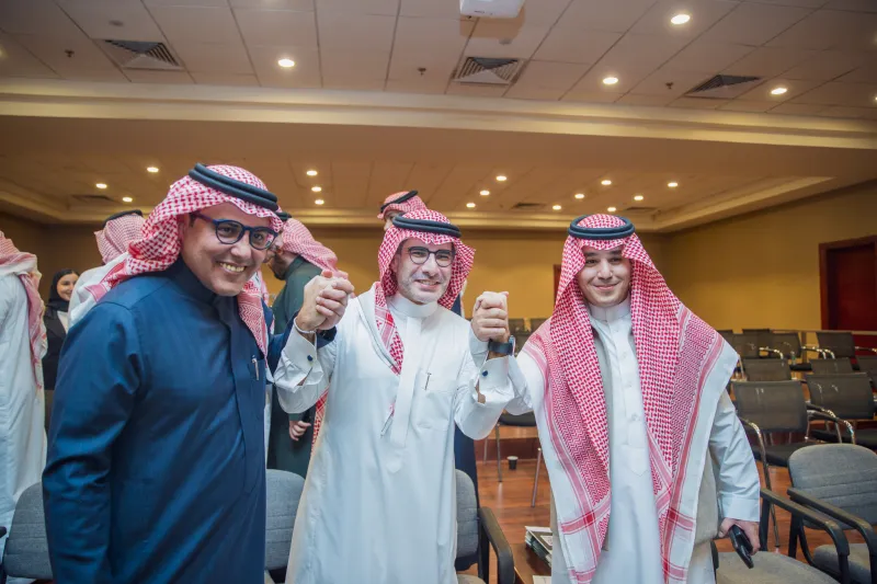 هيئة الصحافيين السعوديين تنتخب مجلسًا جديدًا برئاسة عضوان الأحمري