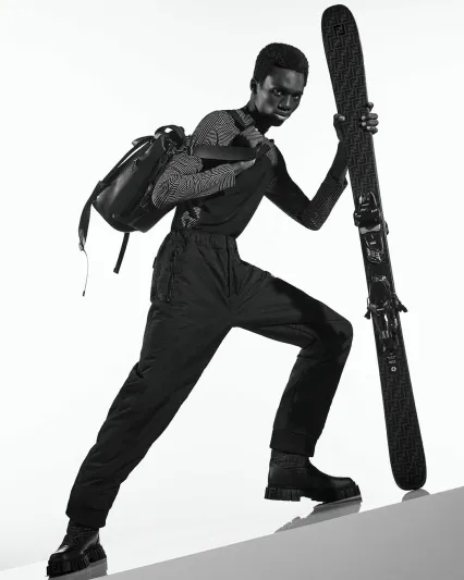 لمغامرات عطلة الشتاء فوق القمم والمنحدرات.. الأزياء لن تخذلكم